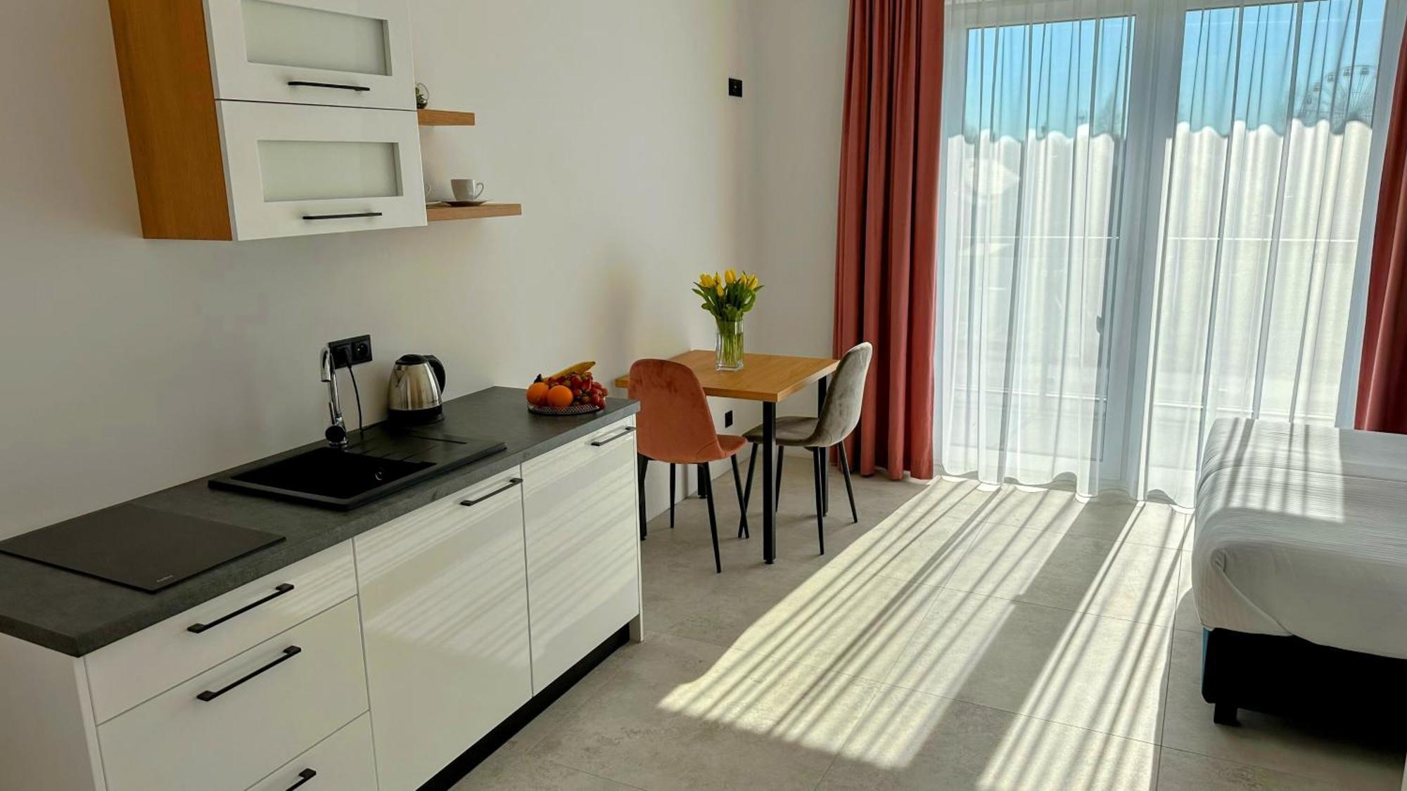 Hotel Bursztynowa Rosa Łeba Zewnętrze zdjęcie
